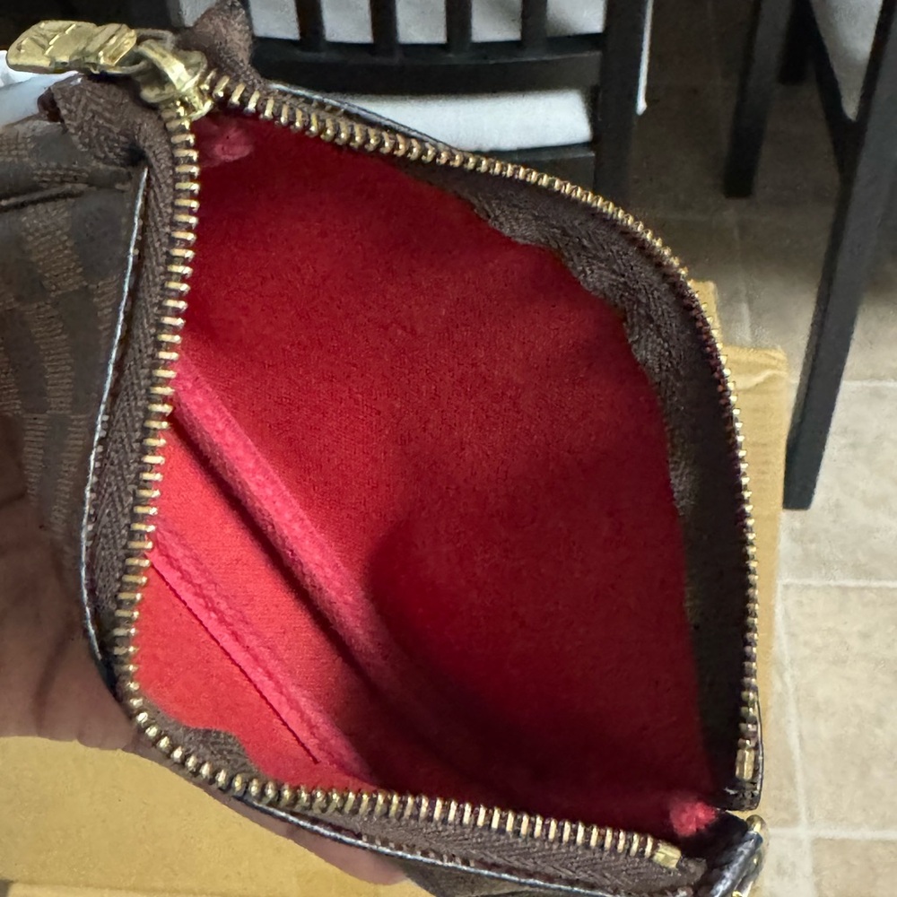 Authentic Louis Vuitton Damier Ebene Mini Pochette - Picture 9 of 10